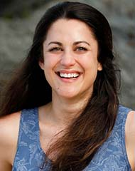 Survivor cast photo of Elisabeth Scott