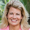 Survivor cast photo of Lisa Whelchel