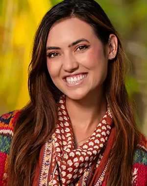 Survivor cast photo of Savannah Louie