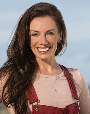 Survivor cast photo of Maggie Nestor